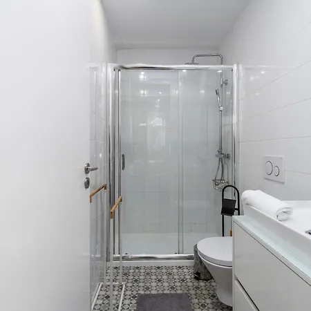 Appartamento A Window To - Premium By The River